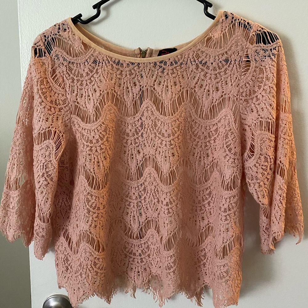 Bebe Crochet Crop Top -Dusty Rose Color